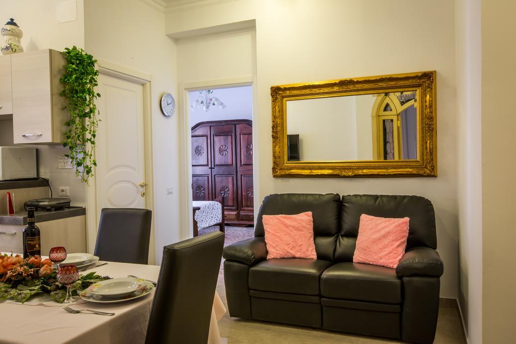 La Primavera Holidayhouse Best Place For Jubilee 2024-2026 Dış mekan fotoğraf